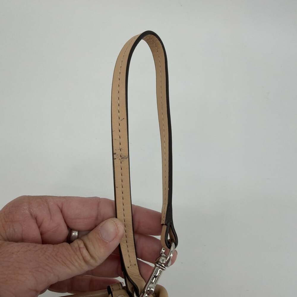 COACH Metallic Gold Leather W/Tan Trim Large Wristlet Pouch 9.5"x5.5" - Picture 5 of 9